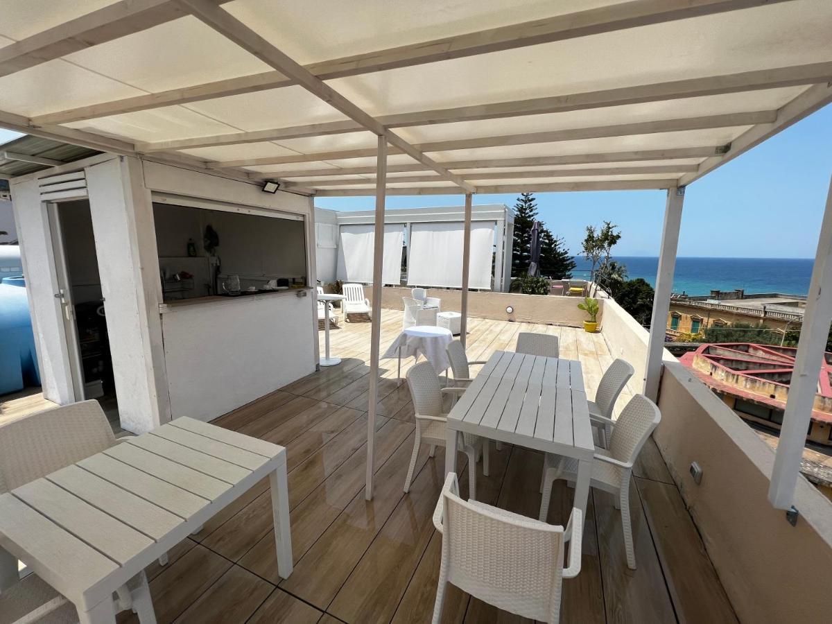 La Piazza Beb Bed and Breakfast Tropea Exteriör bild